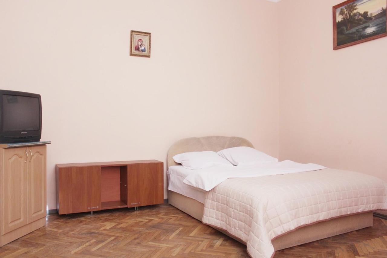 Квартира Подобово Біля Форуму Високий Замок Вулиця Хмельницького 61 Lviv Luaran gambar